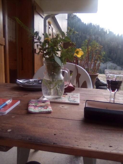 L'Appartement Les Bossons En Lisiere De Foret Dans Le Chalet Genepi Arêches Kültér fotó